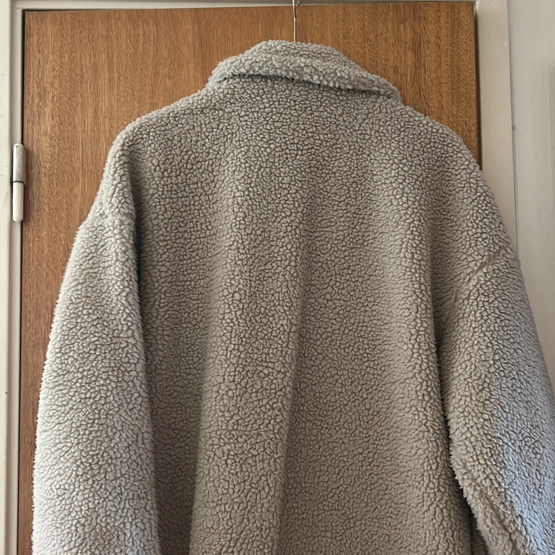 Beige teddyjacka från Jacqueline de Yong - 1