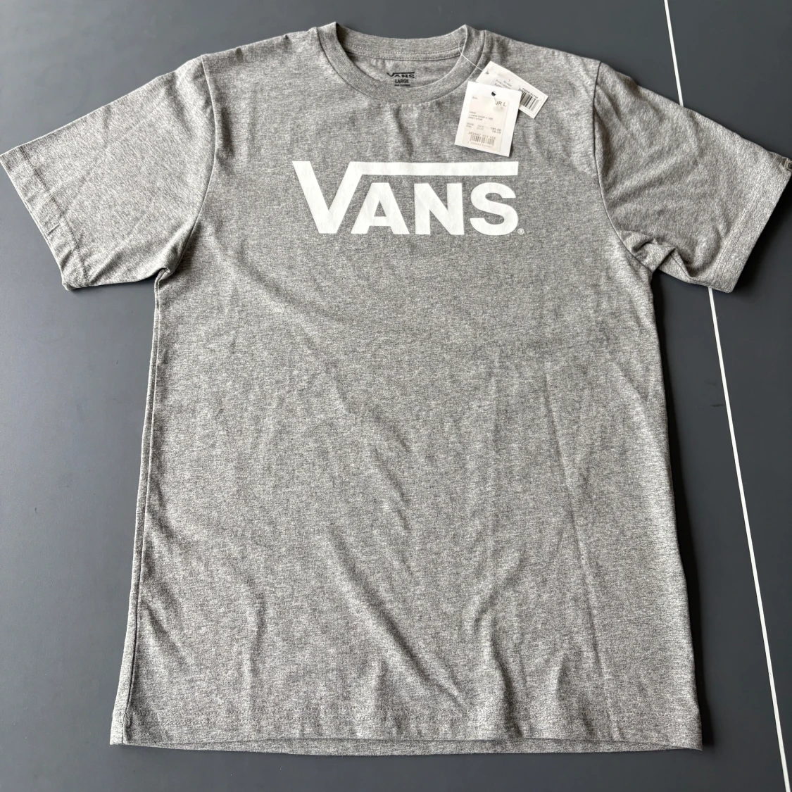 Två Vans t-shirt svart och grå, JR Large - 3