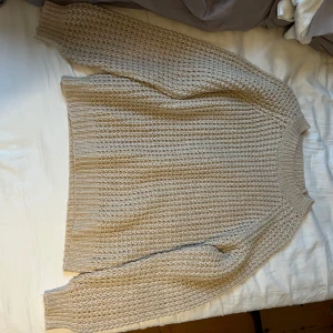 Beige stickad tröja från lager 157 - Beige stickad tröja från lager 157