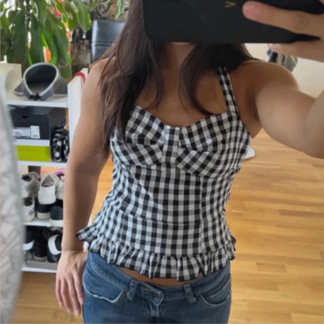 Svartvit rutig korsett med volang - 1