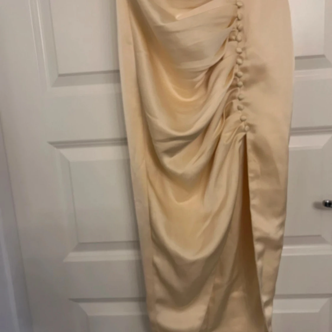 Gul festklänning  - 2