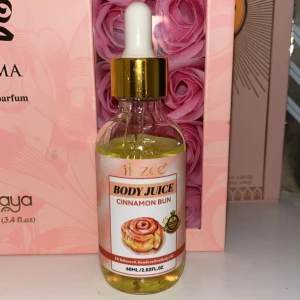 Body Juice Cinnamon Bun - Säljer min kropps olja  med doften av kanelbullar och vanilj, man doftar ätbart 🤍kommer inte till användning 