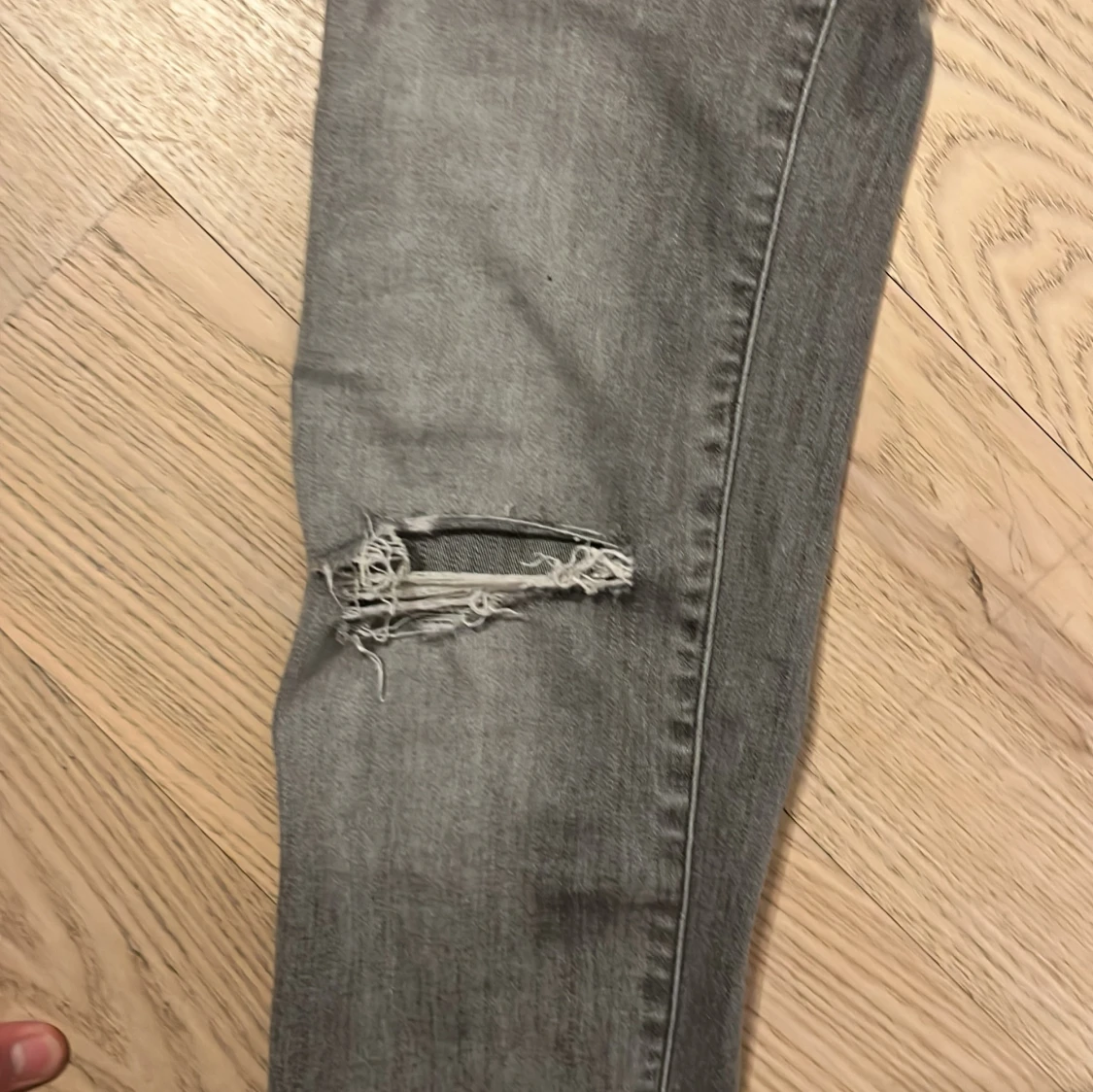 Grå jeans från Replay - 3