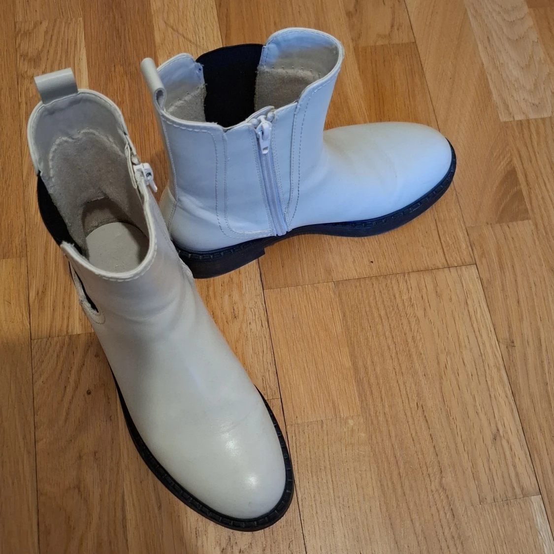 Vita boots med dragkedja - 3