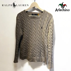 Ralph Lauren kabelstickad tröja - Riktig snygg kabelstickad tröja från Ralph lauren | nypris ca 2300 mitt pris 499