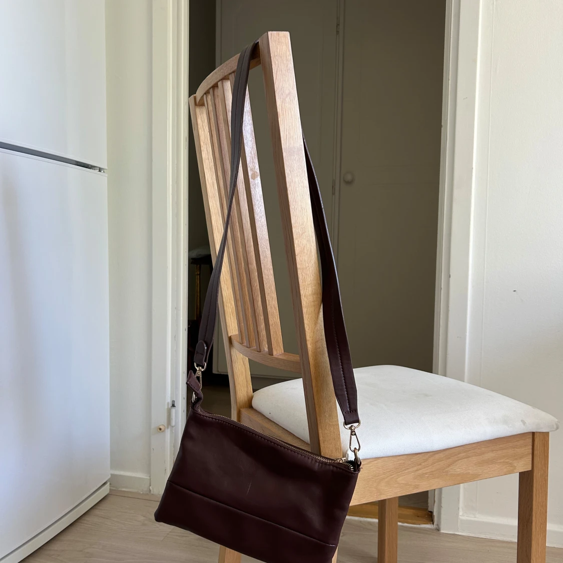 Brun axelväska och handväska  - 3