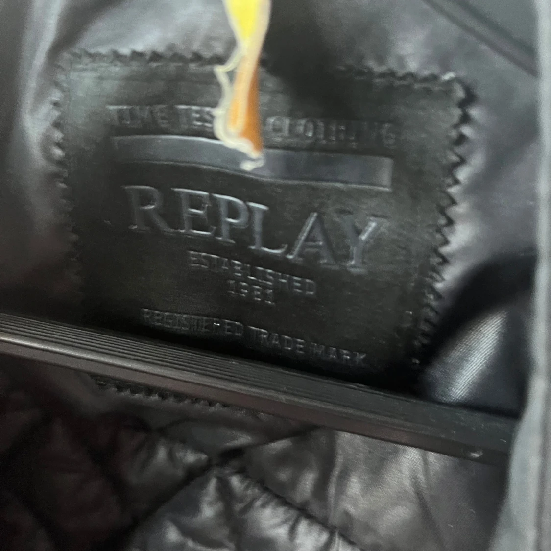 Svart quiltad jacka från Replay - 2