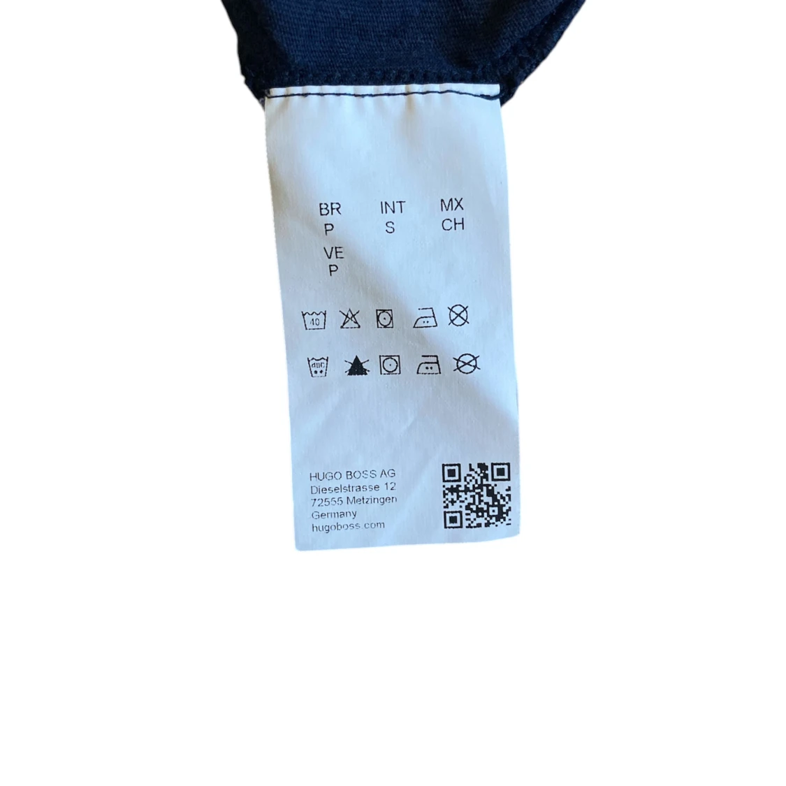 Blå T-shirt från Hugo Boss - 2