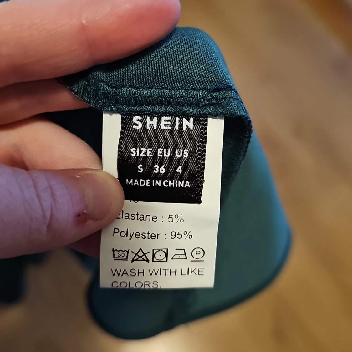 Grön långklänning från SHEIN - 2