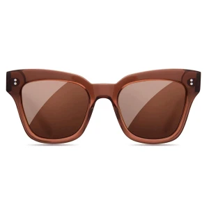 CHIMI #005 COCO sglasögon - Supersnygga Chimi 05 solglasögon som jag säljer då det tyvärr inte kommer till användning. Helt perfekta att ha nu till sommaren! Helt slutsålda på hemsidan! Caset har enstaka smutsfläckar, annars inga defekter. 