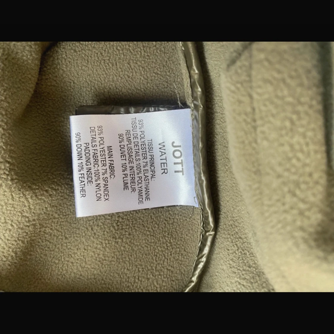 Olivgrön jacka med luva från JOTT - 4