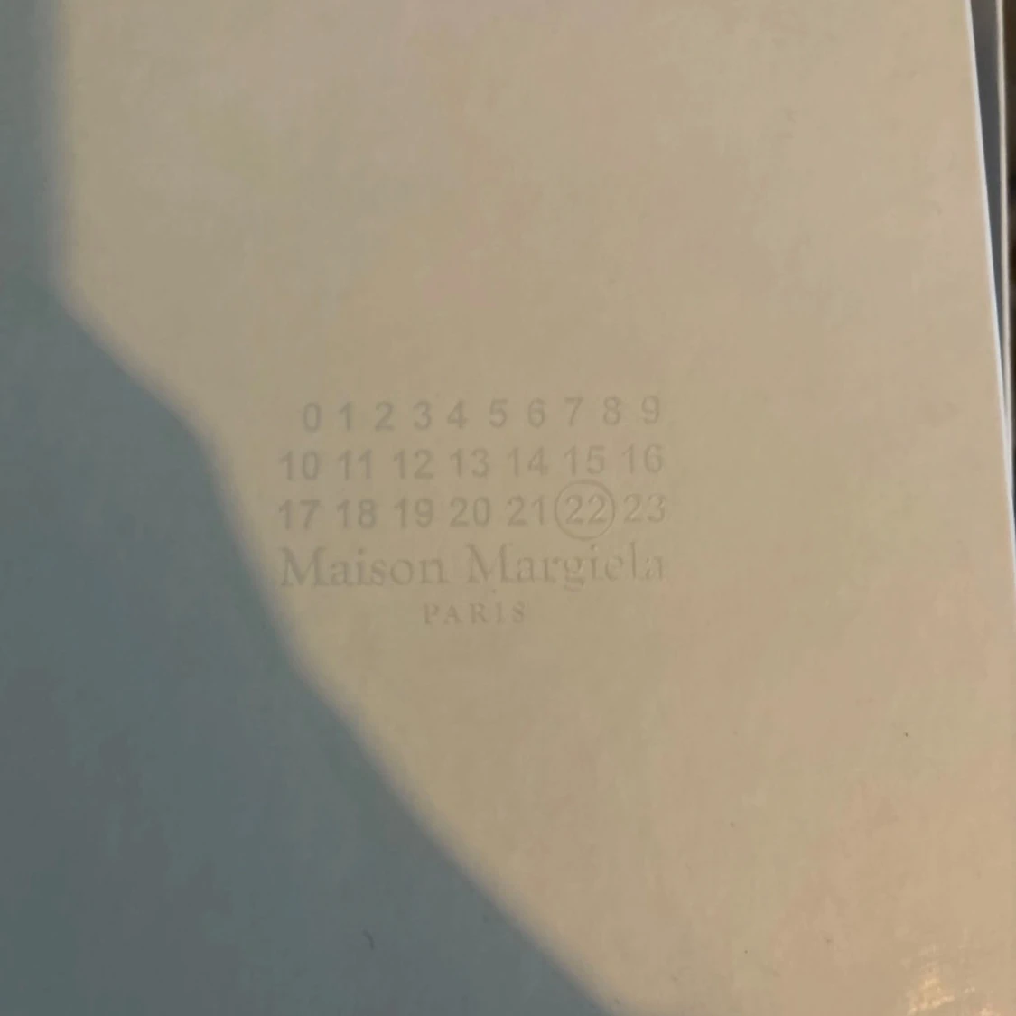 Beige sneakers från Maison Margiela - 3