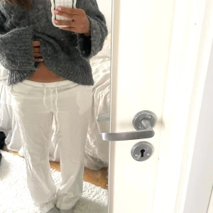 Linnebyxor - Lågmidjade linnebyxor som aldrig använts💞💞har inte kvar storlekslappen men dom sitter som en S/XS