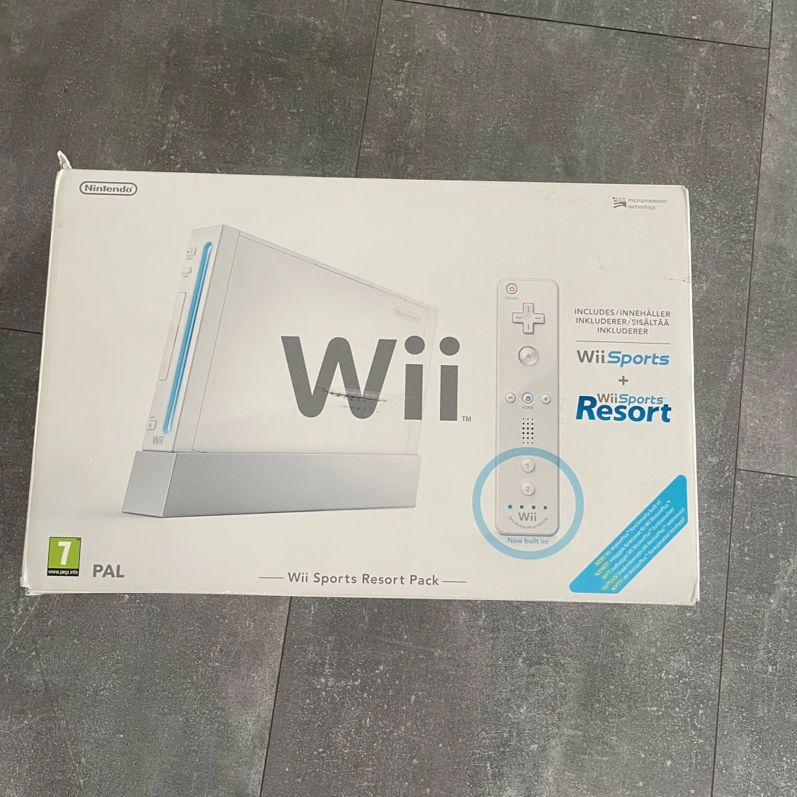 Nintendo Wii Sports Resort Pack
