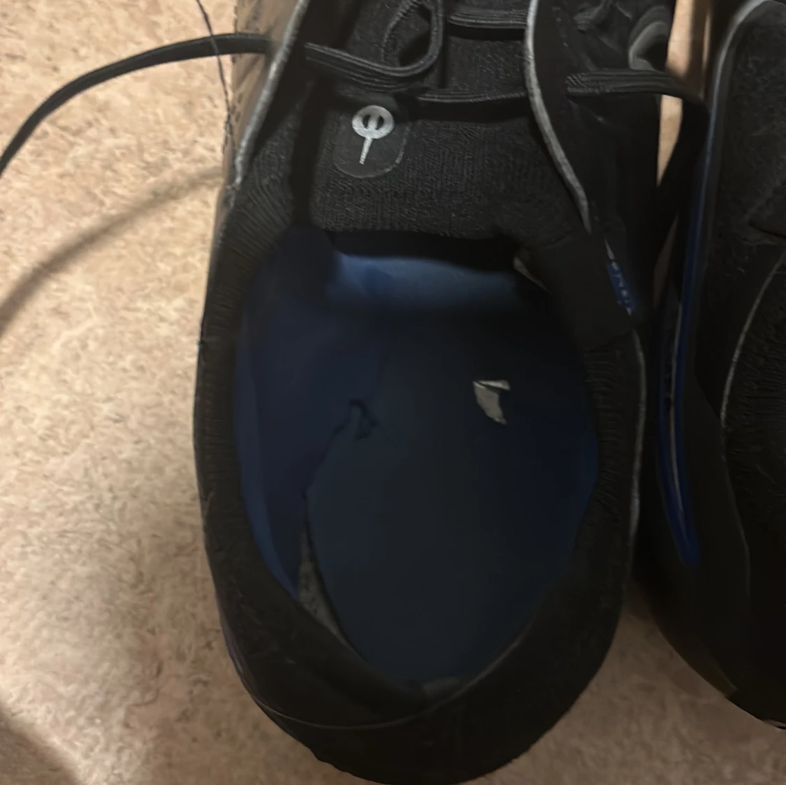 Svarta fotbollsskor från Nike - 2