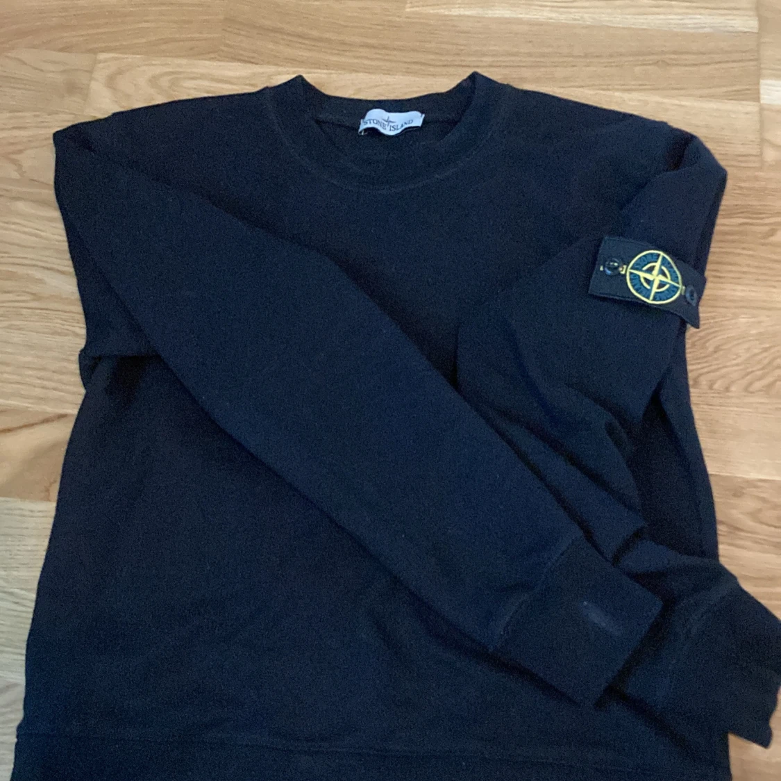 Svart tröja från Stone Island