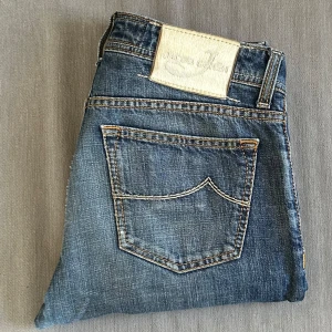 Jacob Cohën Jeans | 31 - Jacob Cohen Jeans | Storlek: 31 | Modell: 688 | Mått: 40x92cm | Nypris: ca 5000kr | ActiveResell