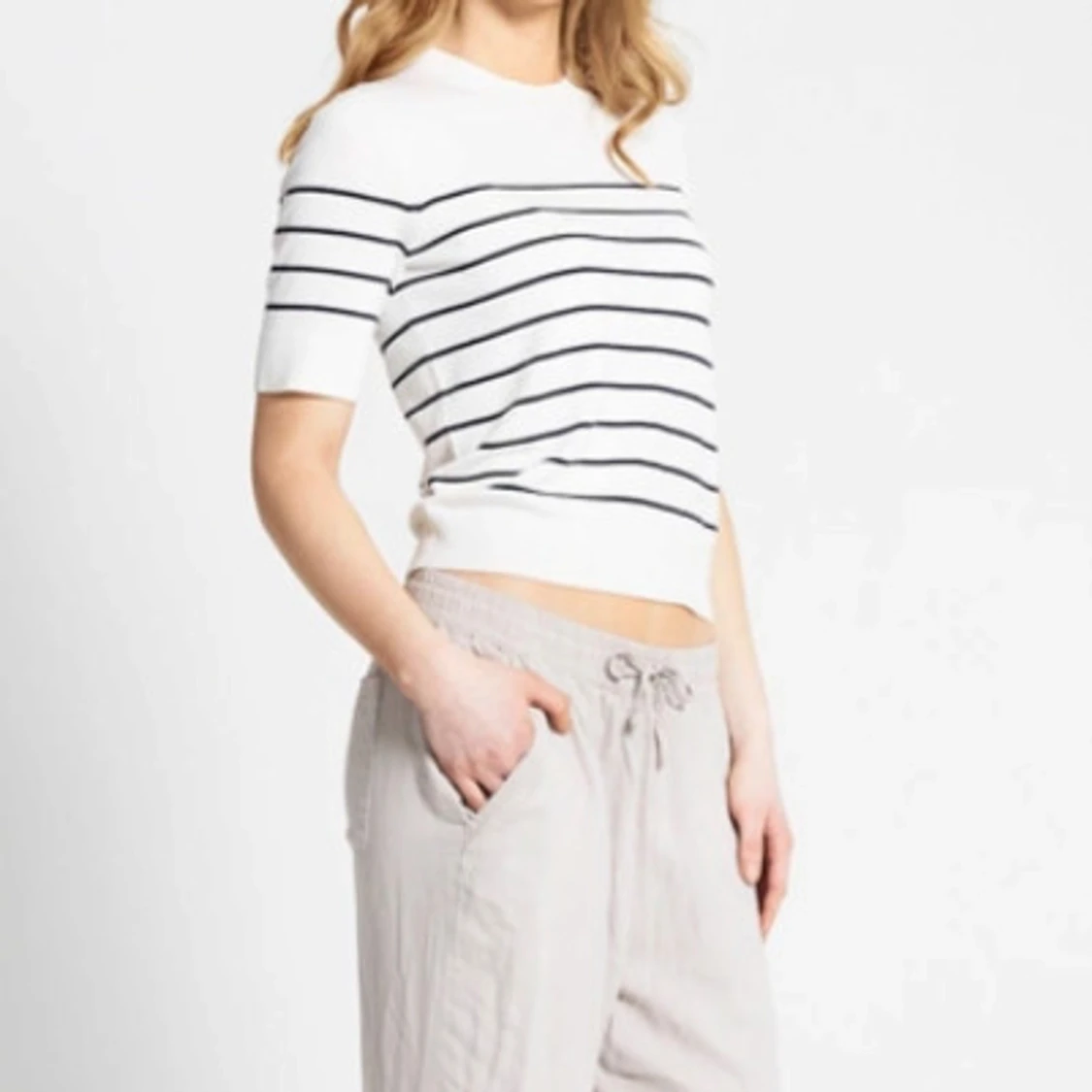 Vit randig stickad topp - 1