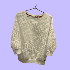 Rip curl quiltad sweatshirt - Vintage rip curl 3/4 ärmad tröja. 