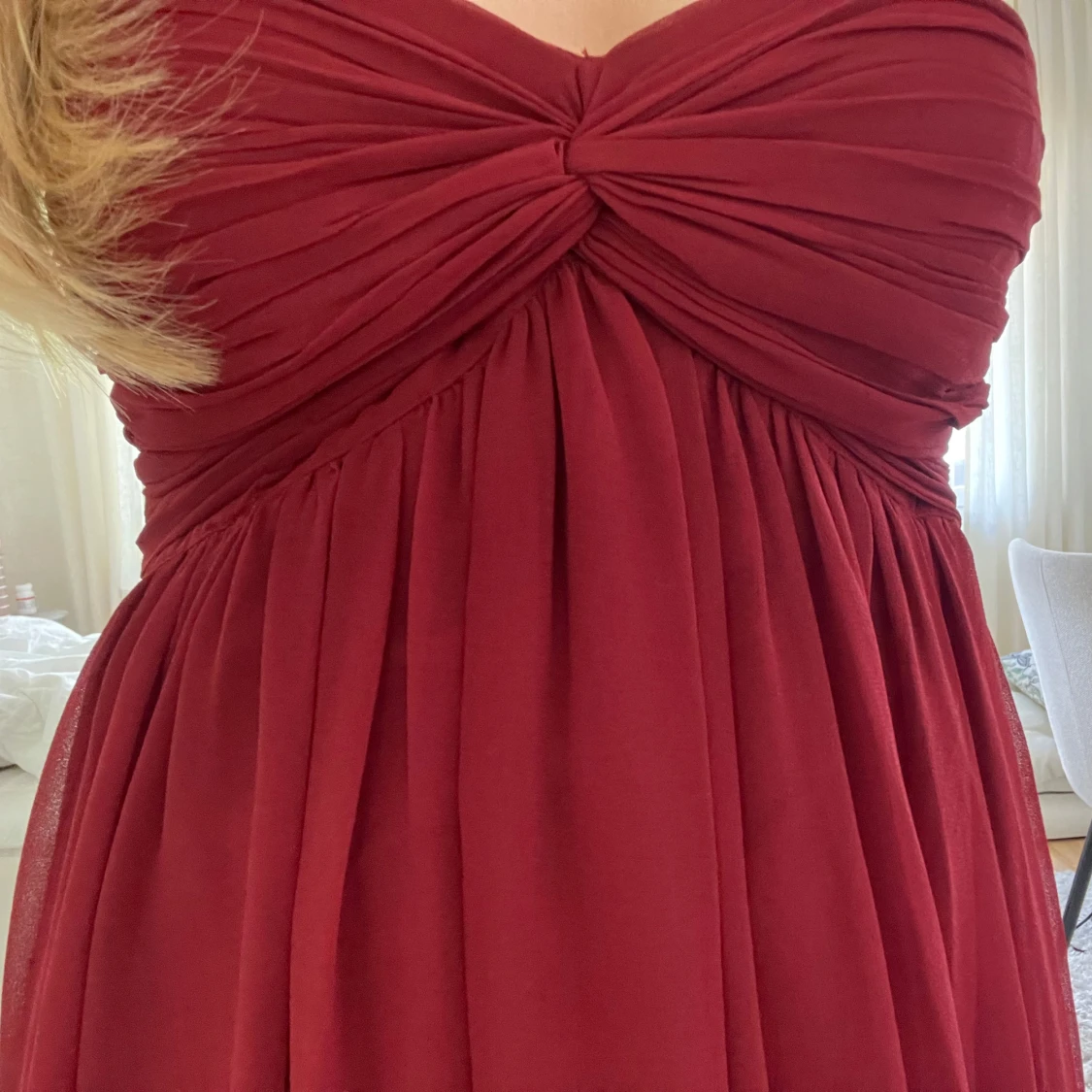 Vinröd bandeu balklänning - 1