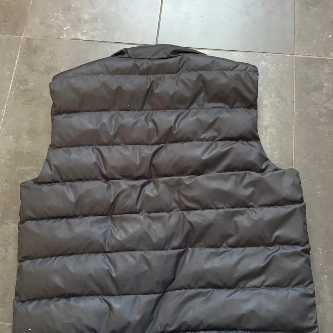 Svart väst från GANT - 1