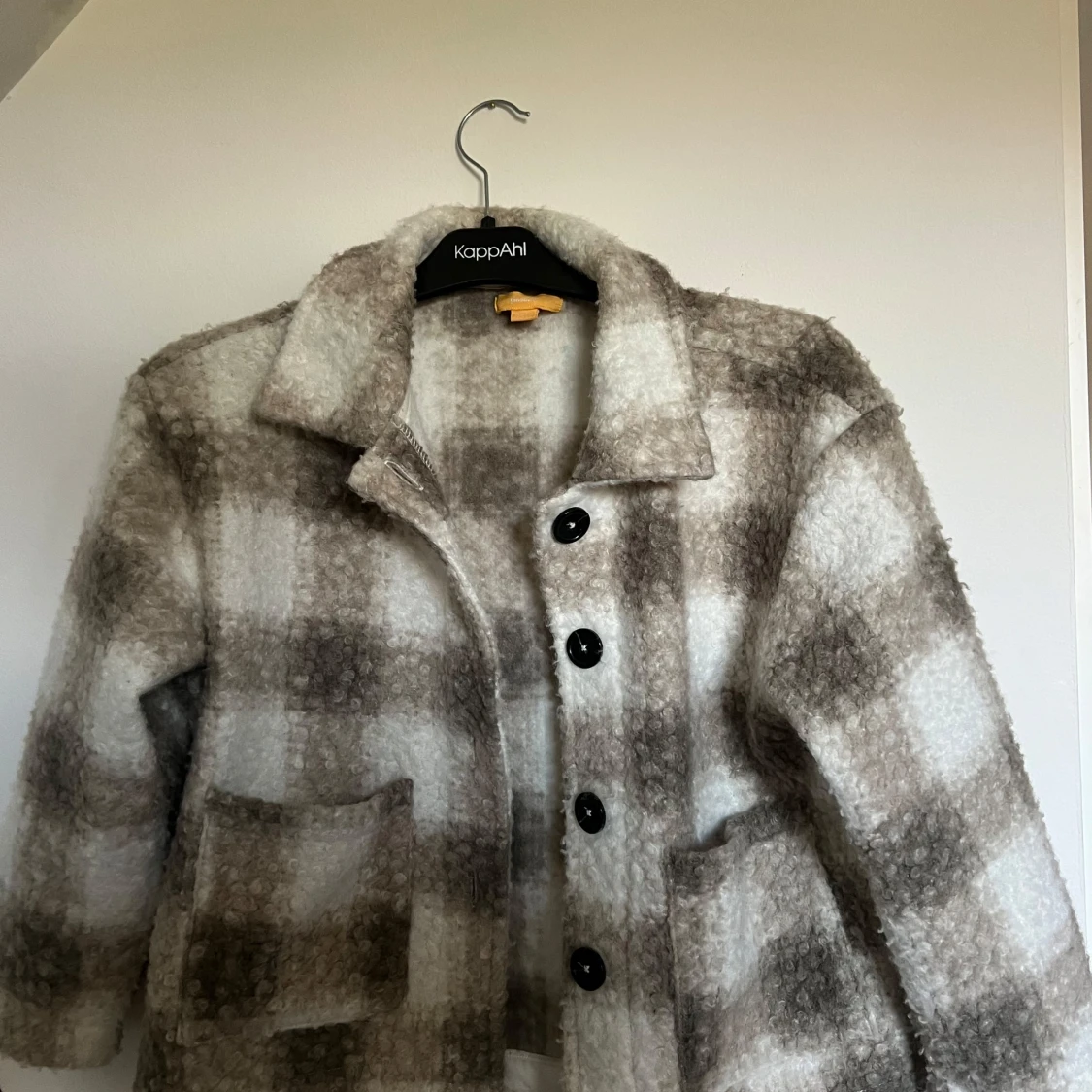 Teddykappa från GinaTricot - 2