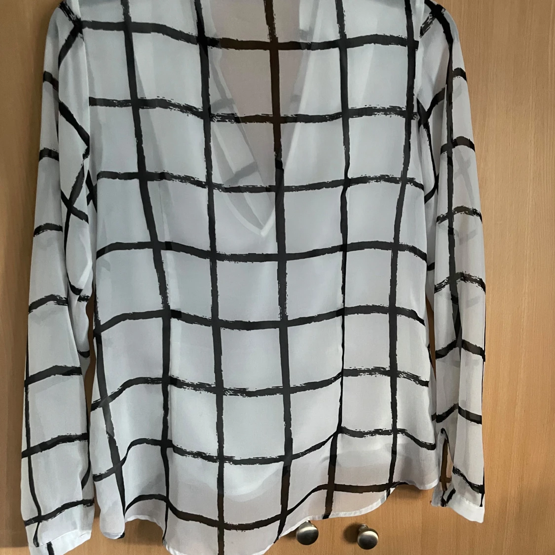 Blus vit o svart  - 1