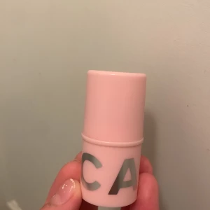 Caia blush - Säljer denna Caia blush.