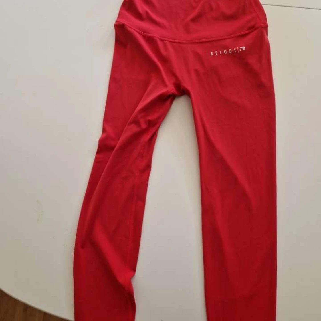 Röda träningsbyxor från Relode - 3