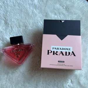 Prada Paradoxe Intense parfym - Helt ny för billigt pris 