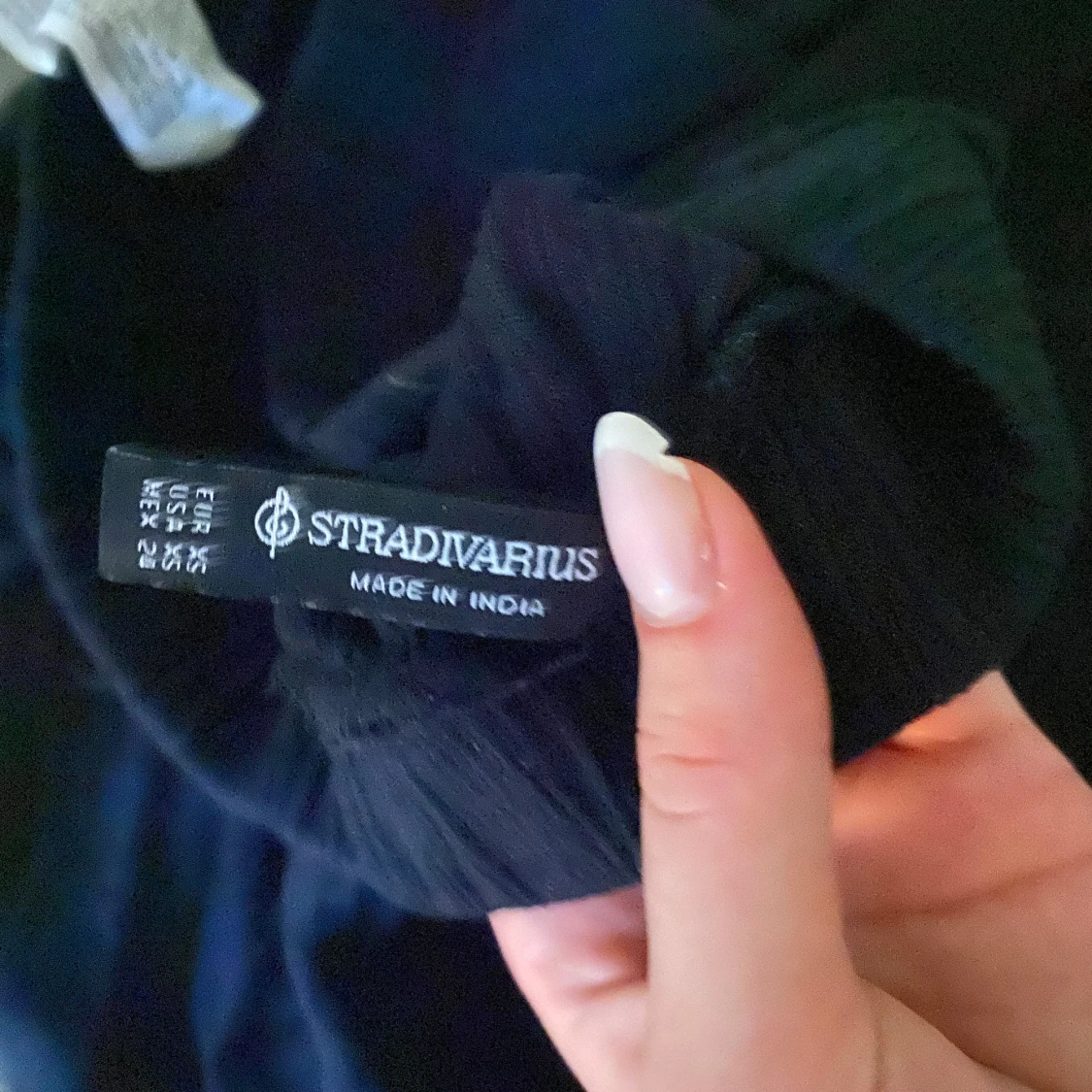 Svart långkjol från Stradivarius - 1