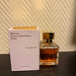 MFK Grand Soir - Väldigt god och perfekt för kvällar. Säljer för jag aldrig använder den och vill ha något bytt. Ca 60ml kvar.