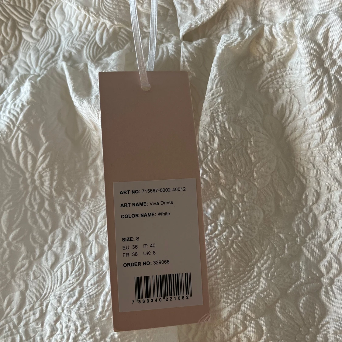 Vit klänning från bubbleroom  - 3