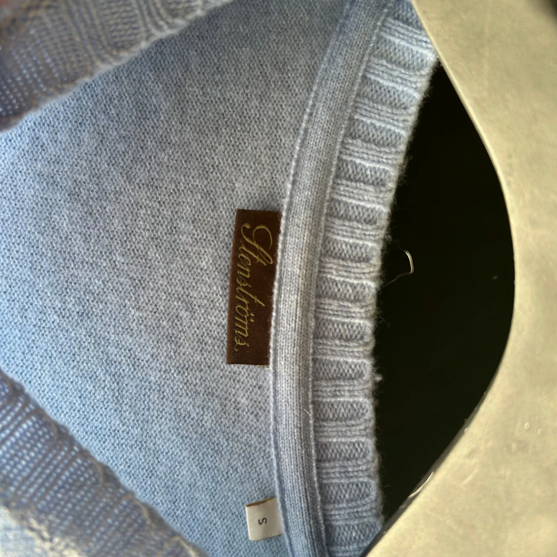 Ljusblå stickad tröja från Stenströms - 2