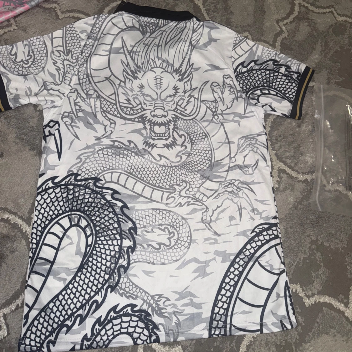 Real Madrid x Adidas drakmönstrad fotbollströja - 1