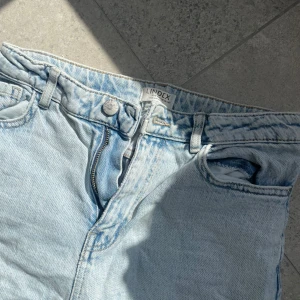 High waist jeans  - Jättefin, hör av dig för fler bilder!