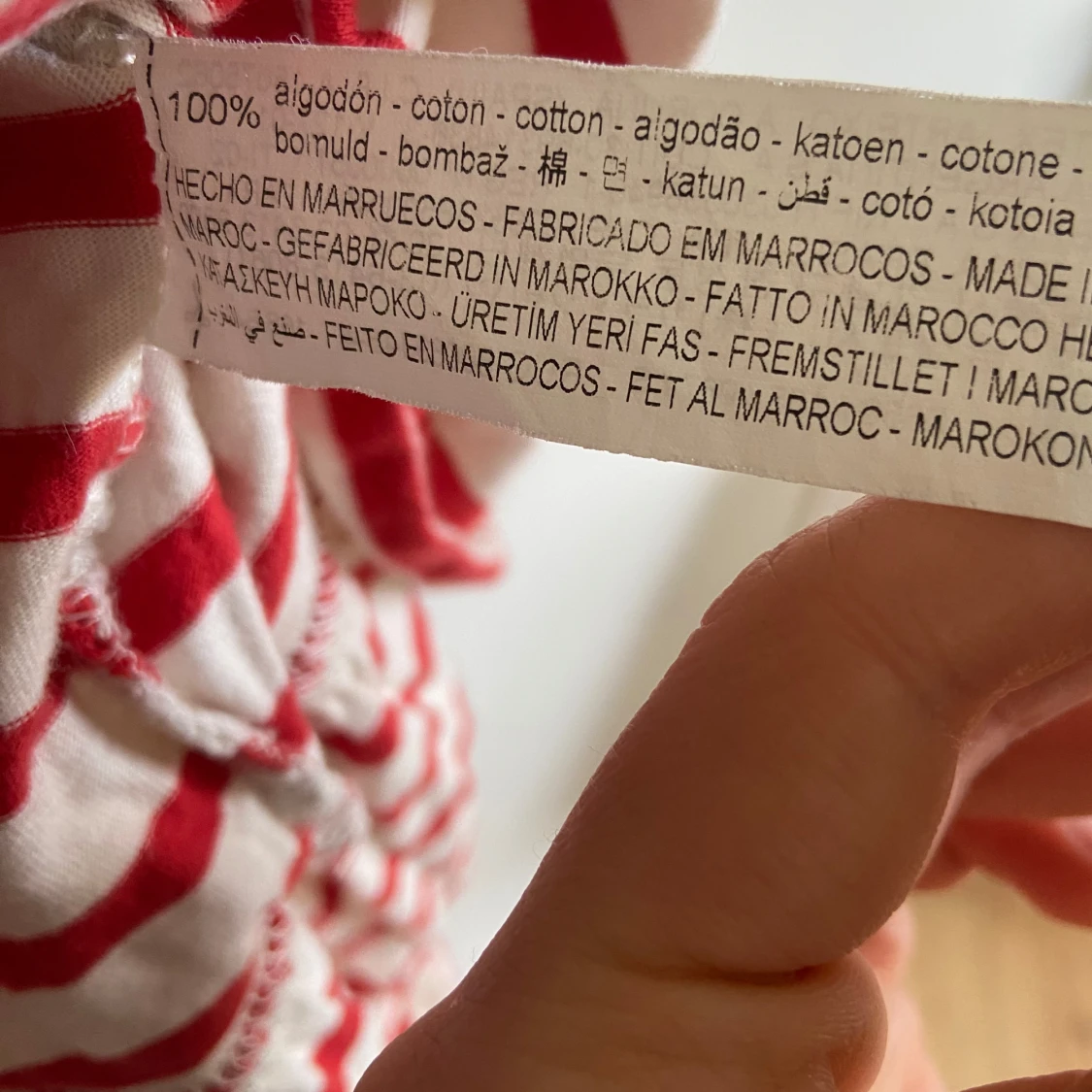 Röd- och vitrandig volangtopp från Zara - 2