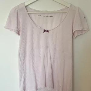 Odd molly topp - Ljusrosa Odd molly topp i helt nyskick🌸