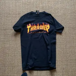 Snygg thrasher tröja i storlek small