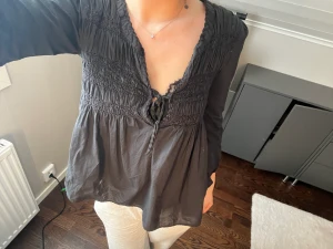 Odd molly blus  - Säljer en blus från odd molly i storlek xs. Priset kan diskuteras ❤️