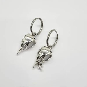 Handgjorda örhängen  - Handgjorda örhängen ●Material- rostfritt stål och zinklegeringar ●Örhängeskrokar -rostfritt stål . Köp för 70kr/st eller 100kr/paret☆☆Längd -5cm 