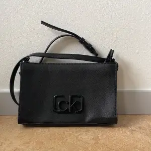 Svart handväska