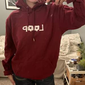 Så cool hoodie med LOOP tryck! Går inte att köpa!⭐️