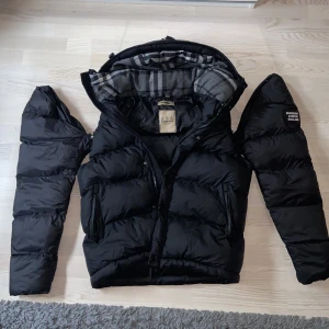 Burberry Jacka - Såld