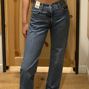 Levis 501 - Levis 501 jeans storlek 25/30  Sparsamt använda Nypris 1300kr
