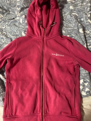 Sail racimg - Säljer min sail tröja,i väldigt bra skick i storlek S