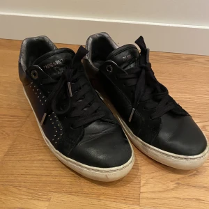 Zadig & Voltaire  - Zadig & Voltaire skor storlek 39. Priset går att diskutera🥰Köparen står för frakt!