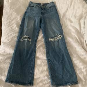 Jeans från Lager157, enbart använda ett fåtal gånger. Inseam 80 cm💕