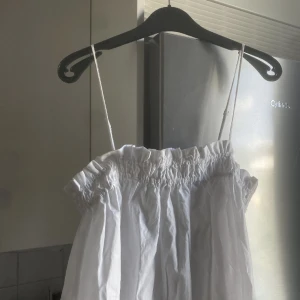 Sommarklänningar  - Helt ny fin sommarklänning från hm