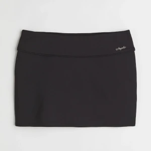 Lågmidjade kjol - Helt ny lågmidjade kjol från hm